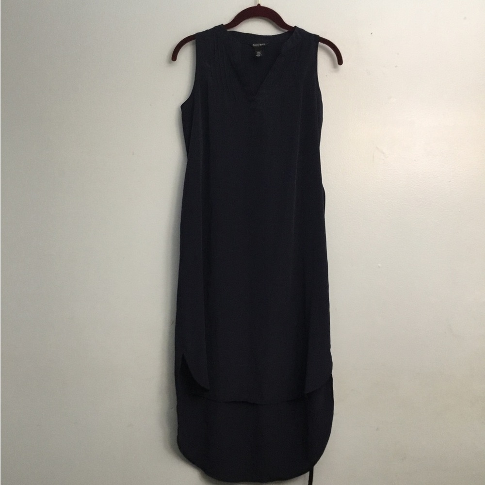 White House Black Market Sleeveless V-neck Sheath Dress - Picture 3 of 14